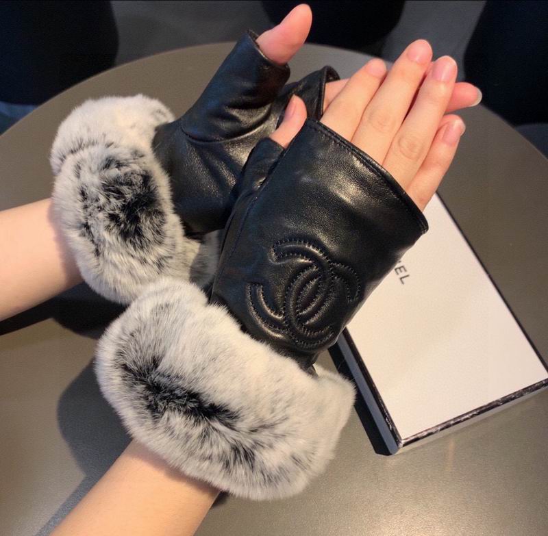 Chanel Gloves 092027